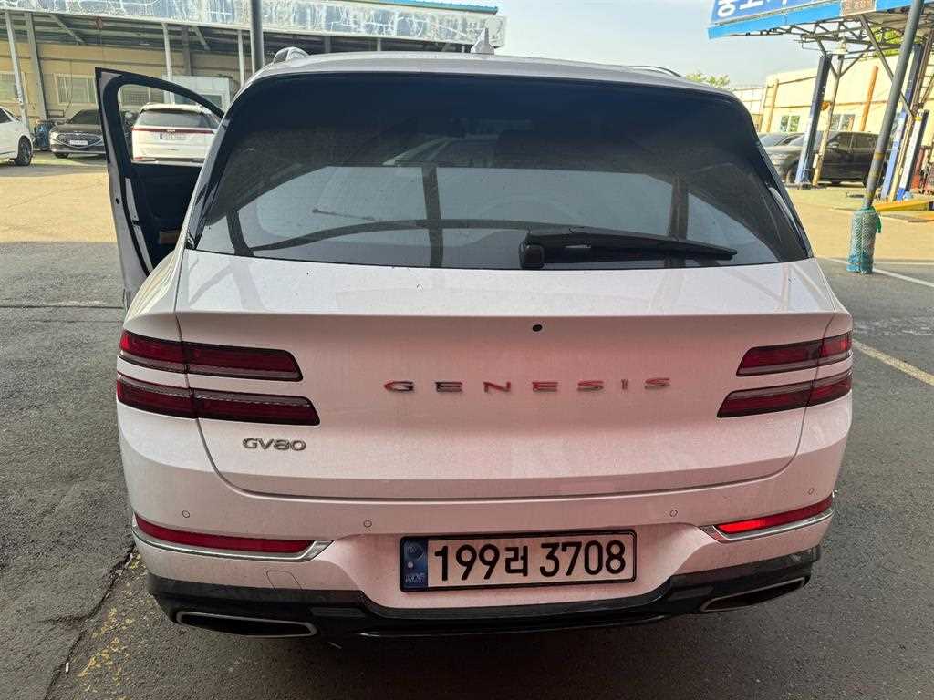 Genesis GV80 - Vista 3