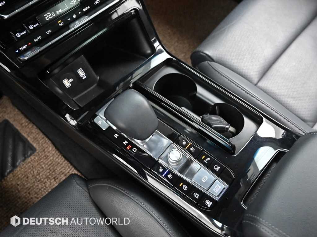 KIA K7 - Vista 9