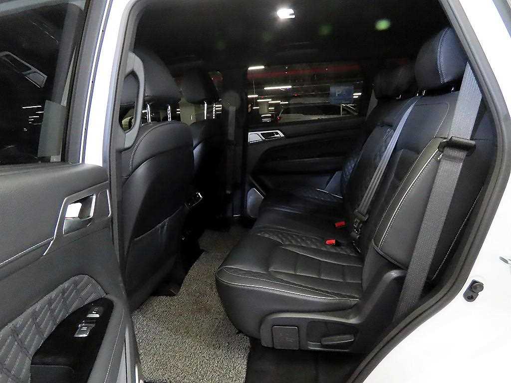 Ssangyong Rexton - Vista 7