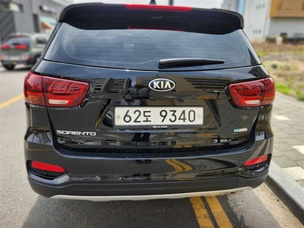 KIA Sorento - Vista 4