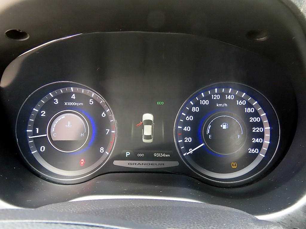 HYUNDAI Grandeur - Vista 9
