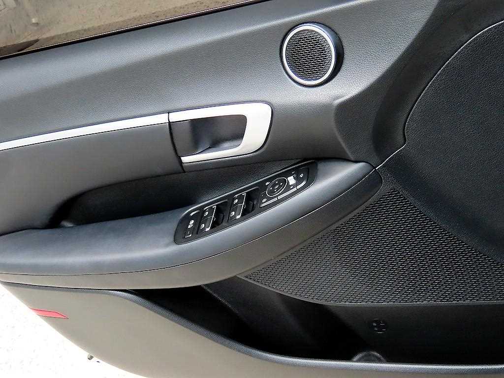 HYUNDAI Sonata - Vista 11