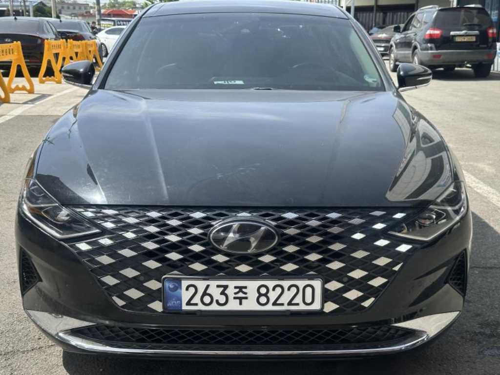 HYUNDAI Grandeur - Vista 2