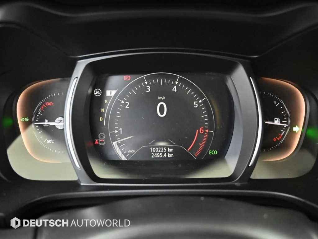 SAMSUNG QM6 - Vista 8