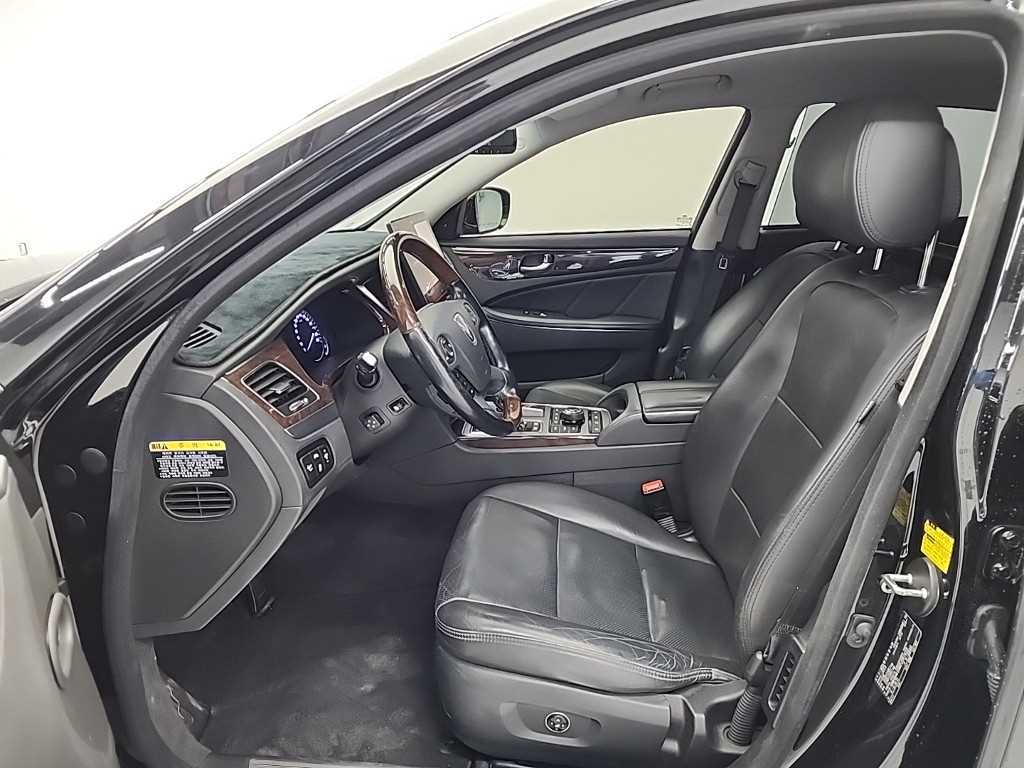 HYUNDAI Equus - Vista 11