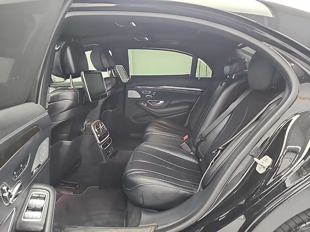 Mercedes Benz S Class - Vista 12