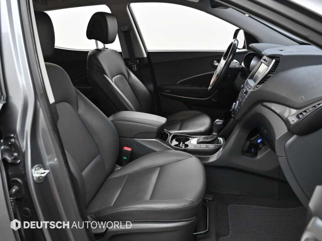 HYUNDAI Santa Fe - Vista 10