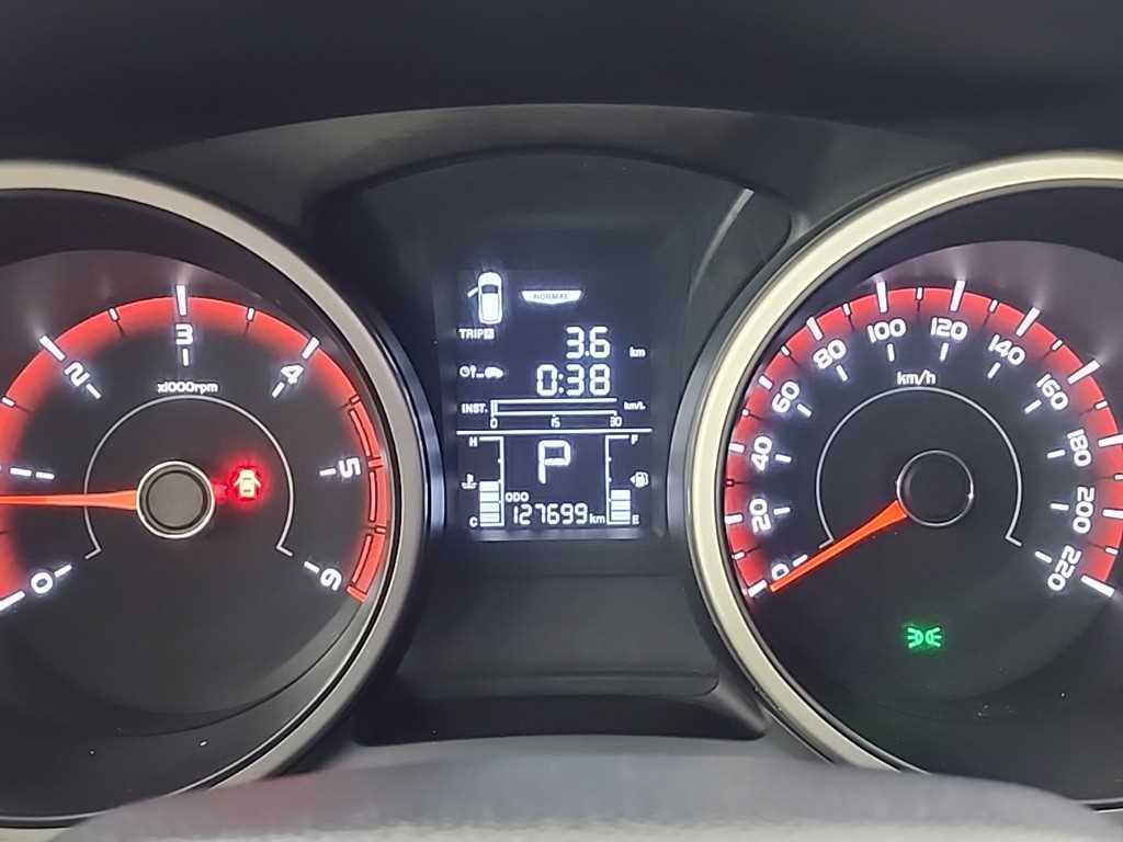 Ssangyong Tivoli - Vista 6