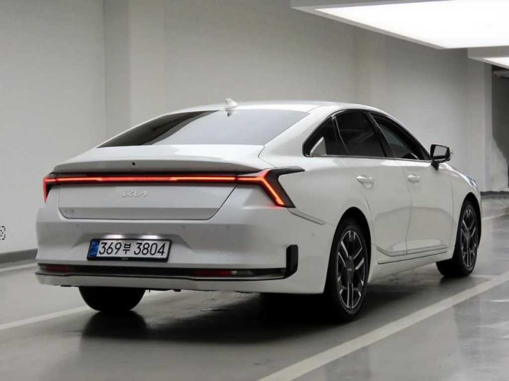 KIA K8 - Vista 4