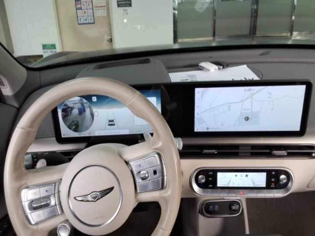 Genesis GV60 - Vista 4