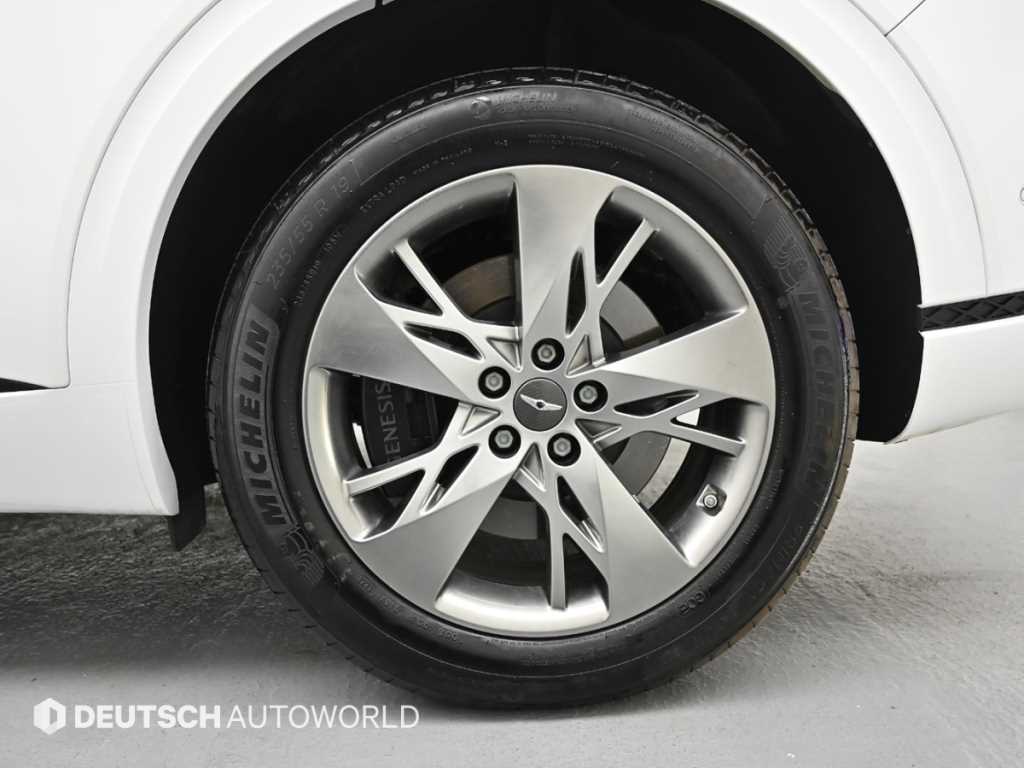 Genesis GV70 - Vista 5