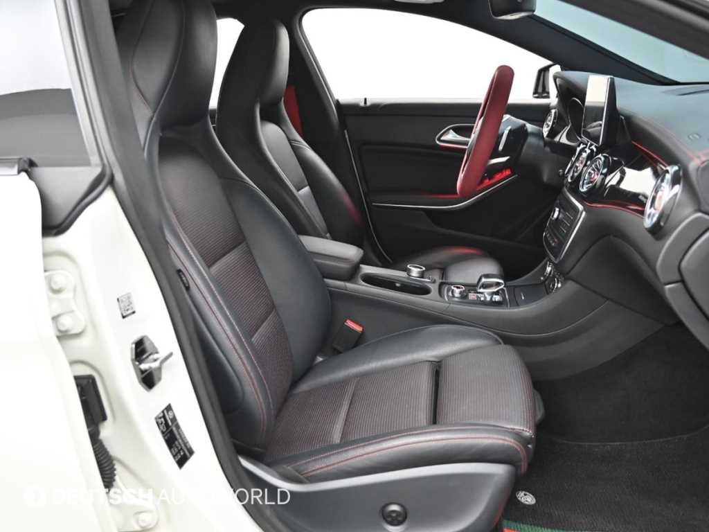 Mercedes Benz CLA Class - Vista 10