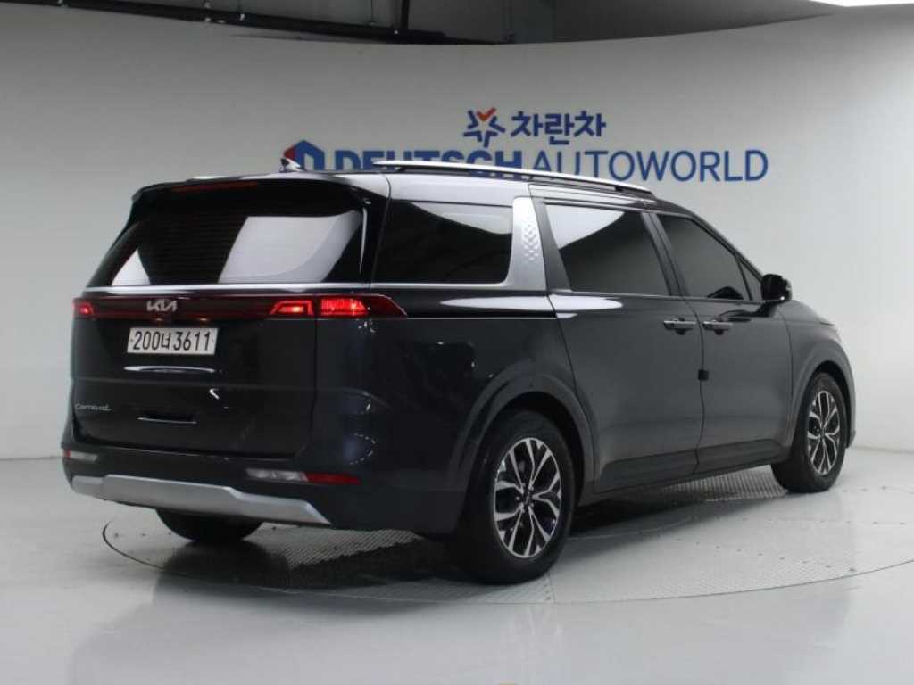 KIA Carnival - Vista 2