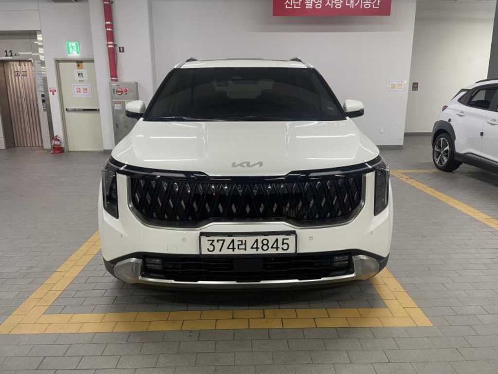 KIA Carnival 2024 Blanco - Importación desde Corea - HF Imports Iquique - Foto 1