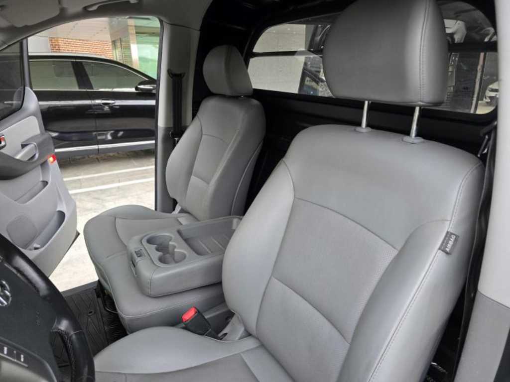 HYUNDAI Starex 2019 - Importación desde Corea - HF Imports Iquique - Foto 17