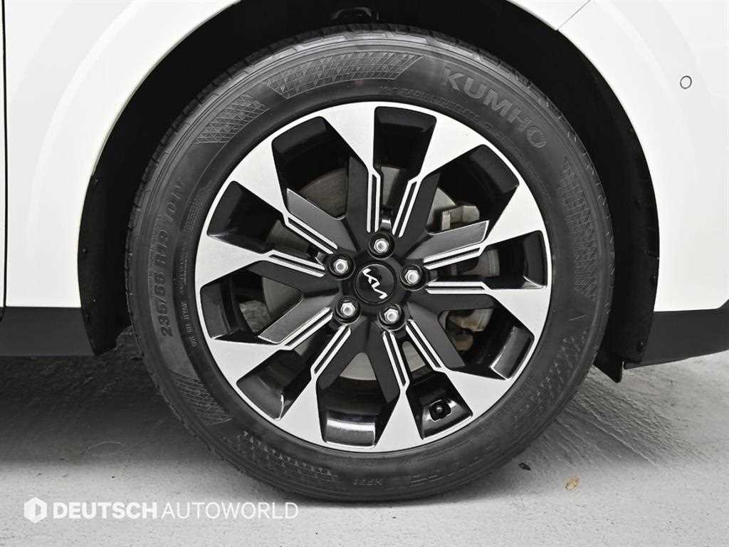 KIA Carnival - Vista 6