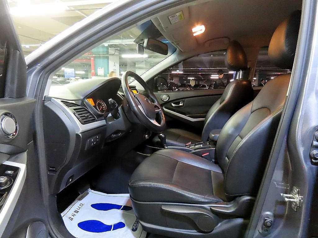 Ssangyong Korando - Vista 6