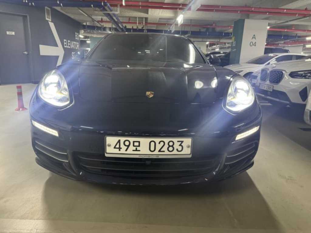 Porsche Panamera - Vista 2
