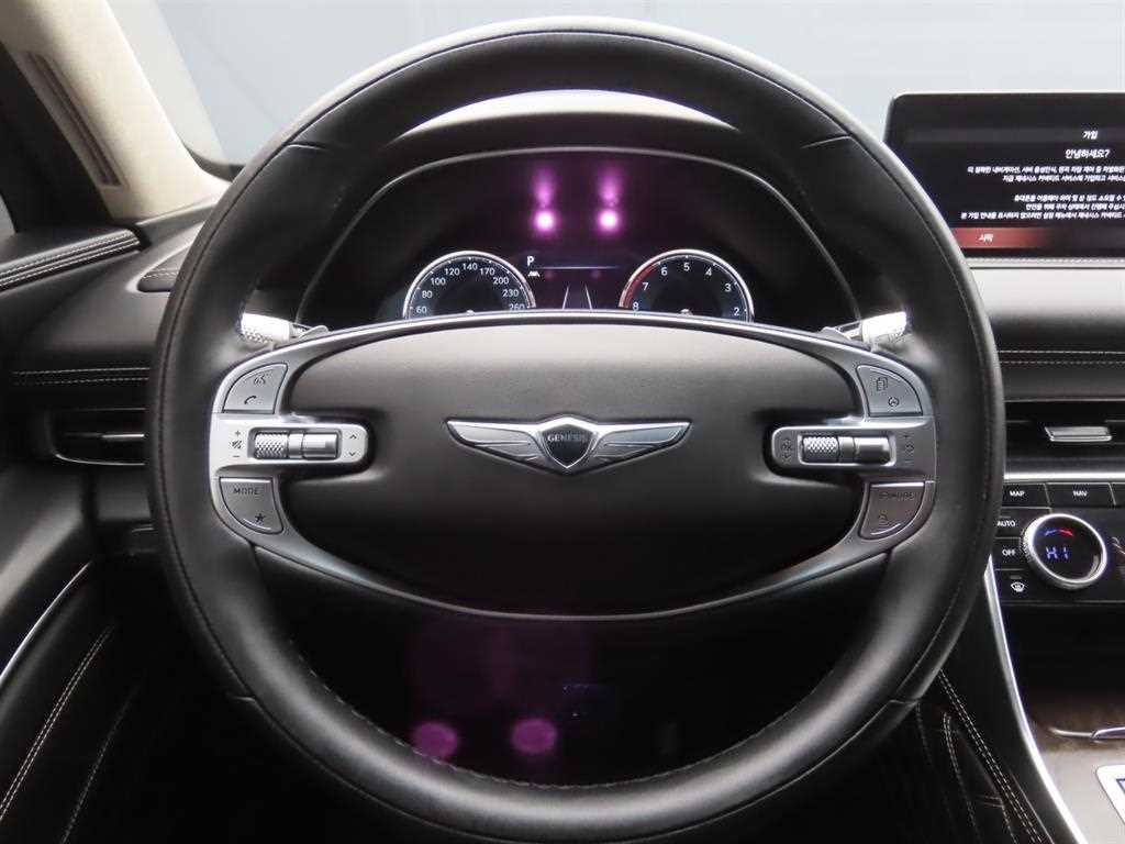 Genesis GV80 - Vista 7