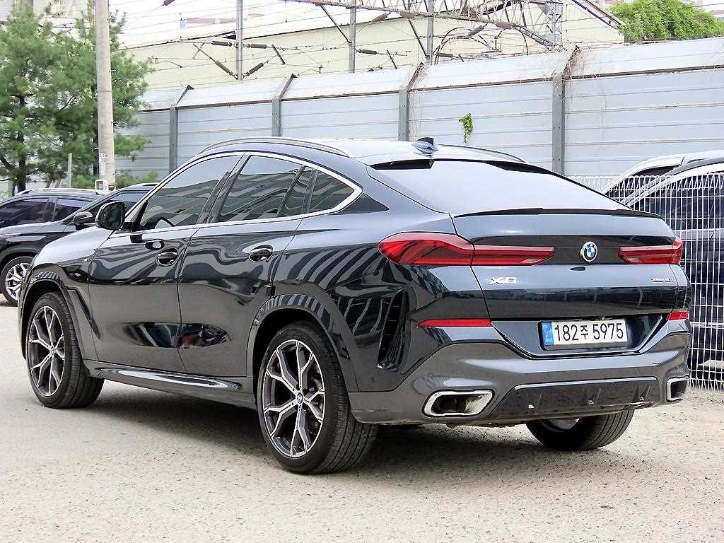 BMW X6 - Vista 3