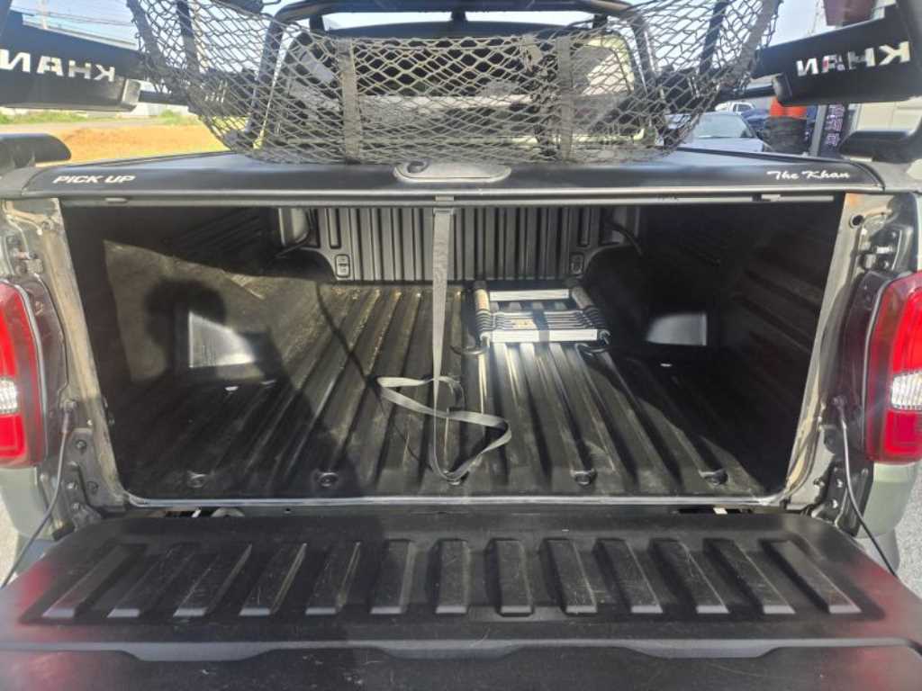 Ssangyong Rexton - Vista 10