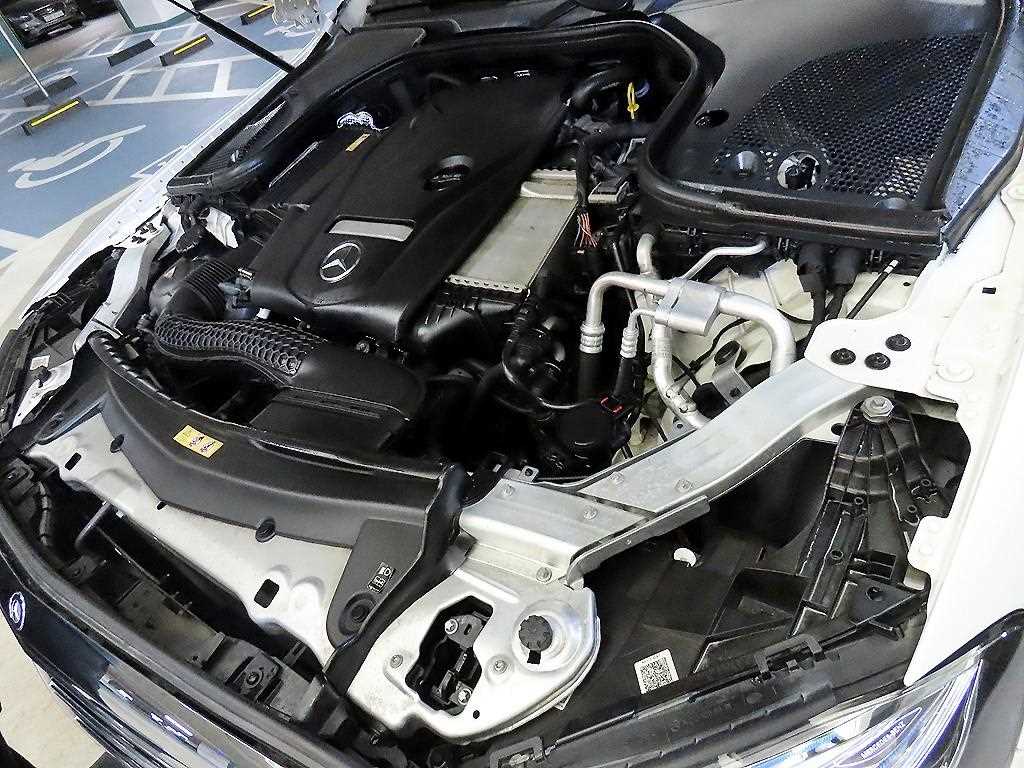 Mercedes Benz E class 2017 Blanco - Importación desde Corea - HF Imports Iquique - Foto 19