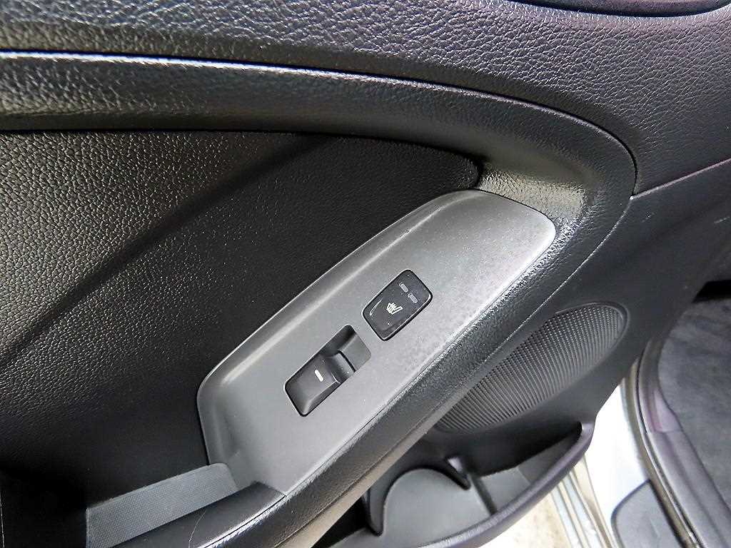 KIA K3 2016 Gris - Importación desde Corea - HF Imports Iquique - Foto 17