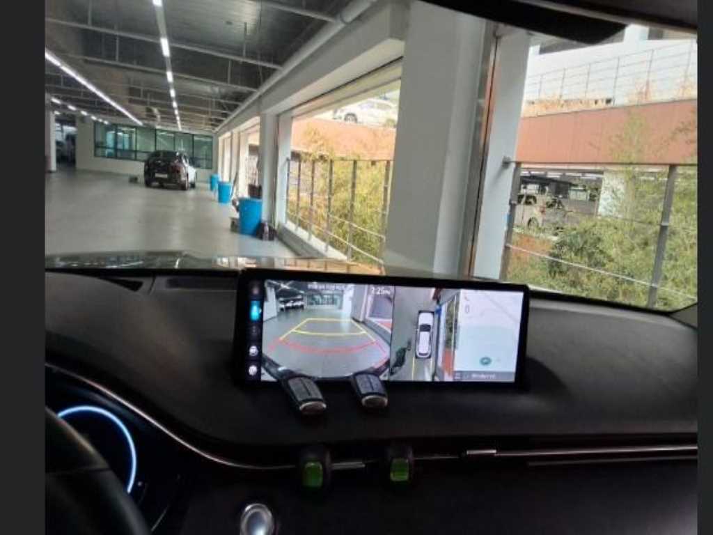 Genesis GV70 - Vista 7