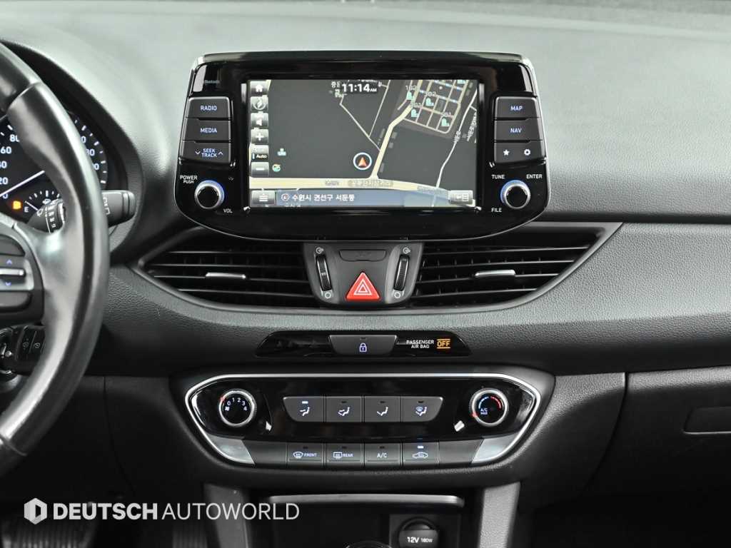 HYUNDAI i30 2018 Blanco - Importación desde Corea - HF Imports Iquique - Foto 14