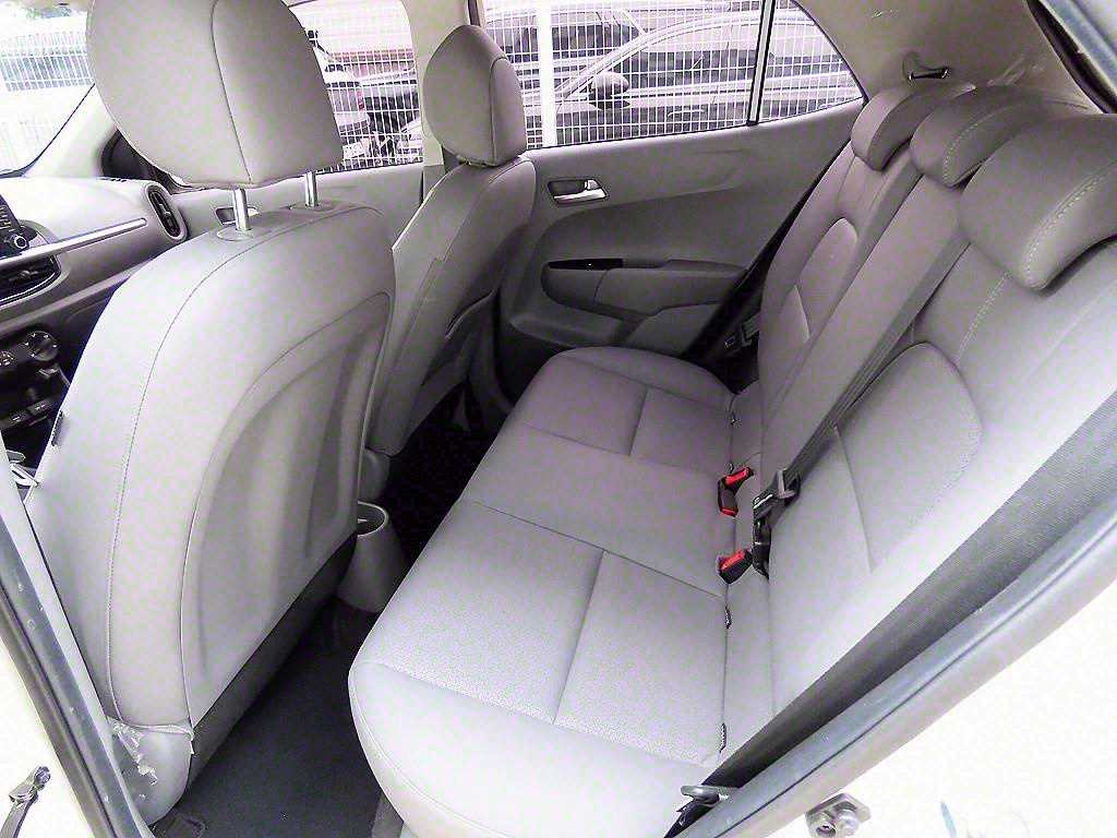 KIA Morning - Vista 6