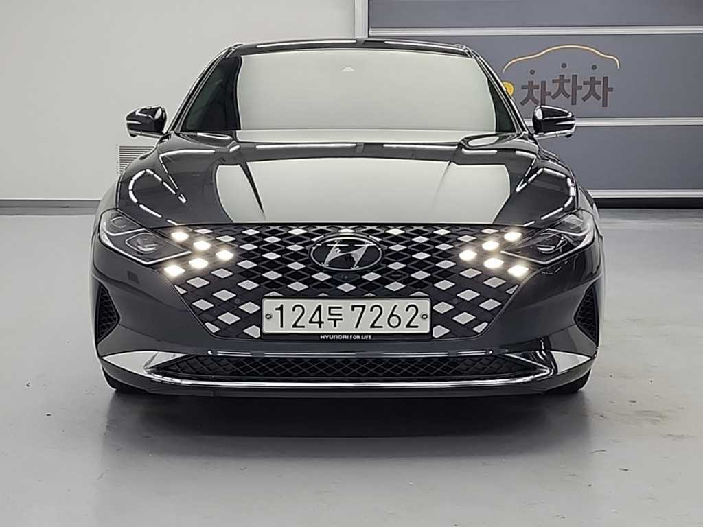 HYUNDAI Grandeur - Vista 2