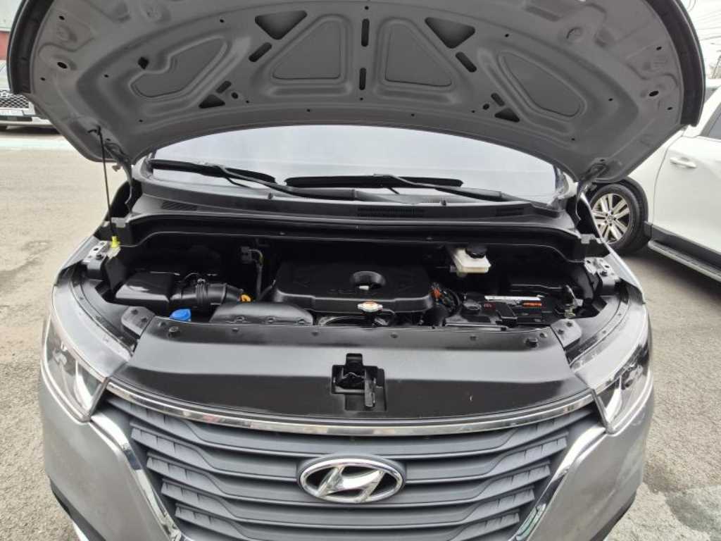 HYUNDAI Starex 2019 Gris - Importación desde Corea - HF Imports Iquique - Foto 17