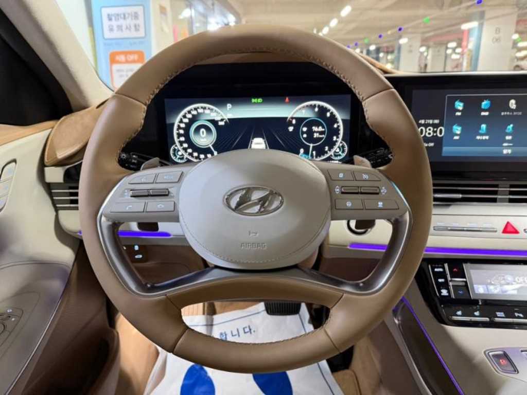 HYUNDAI Grandeur - Vista 8