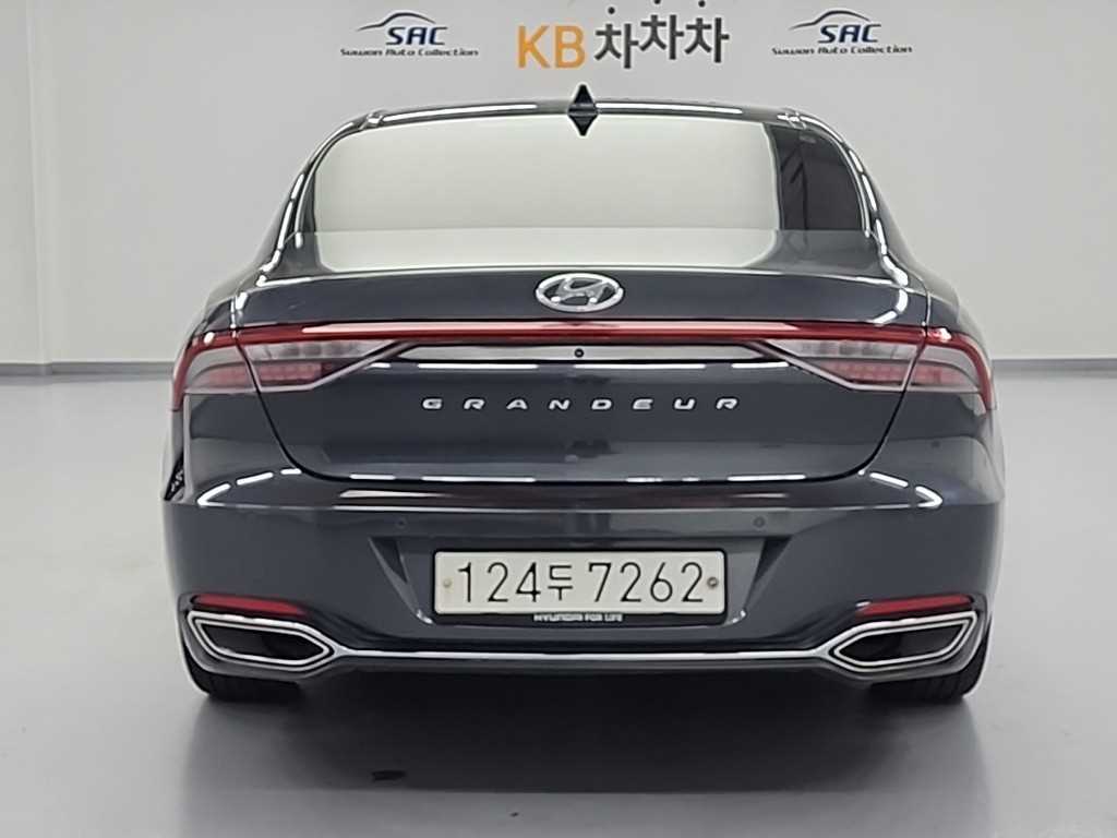 HYUNDAI Grandeur - Vista 3