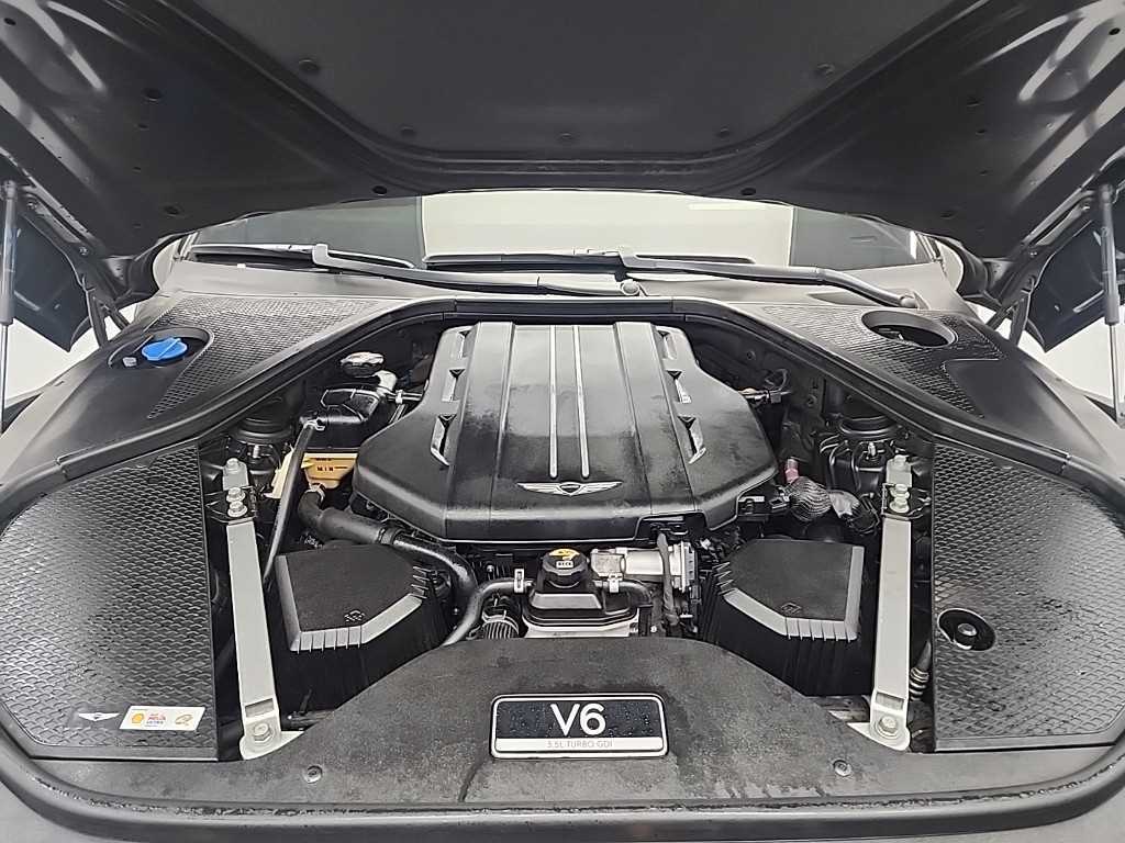 Genesis G90 - Vista 5