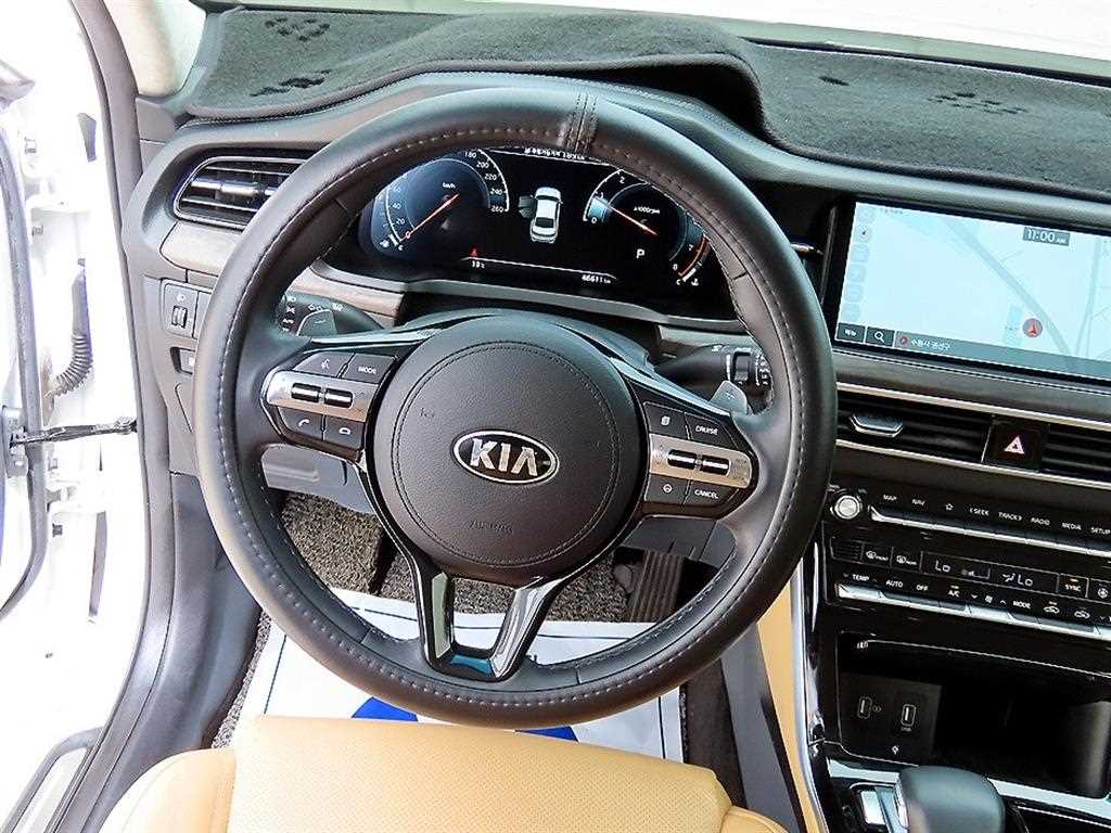 KIA K7 - Vista 8