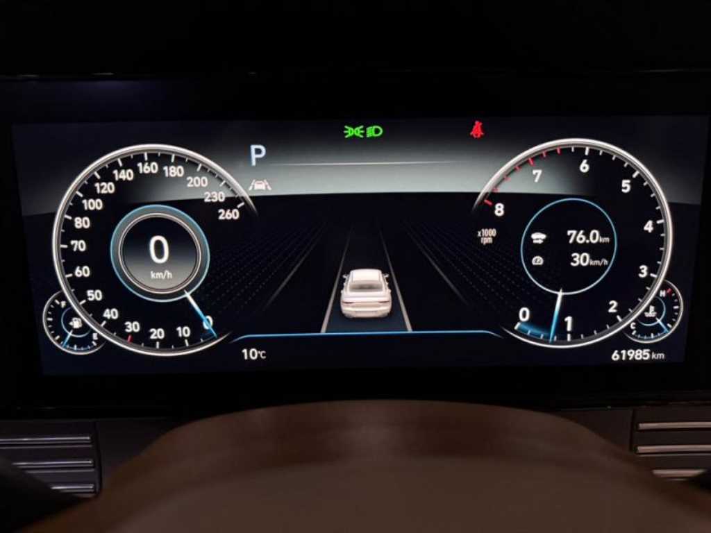 HYUNDAI Grandeur - Vista 9