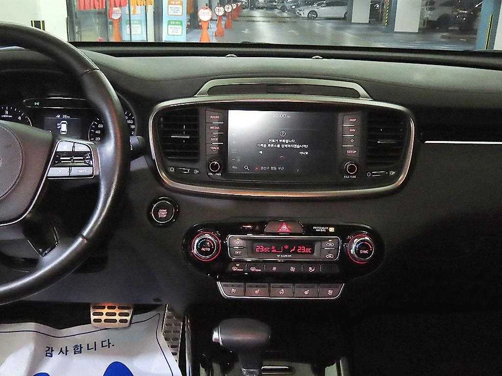 KIA Sorento - Vista 11
