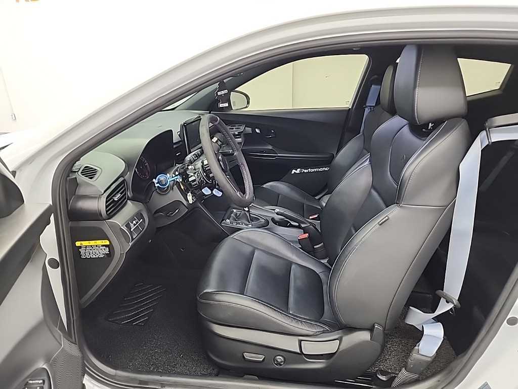 HYUNDAI Veloster - Vista 10