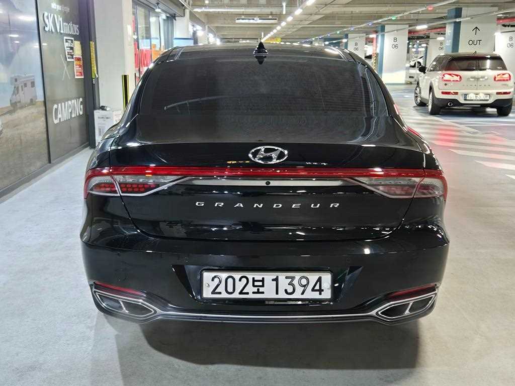 HYUNDAI Grandeur - Vista 6
