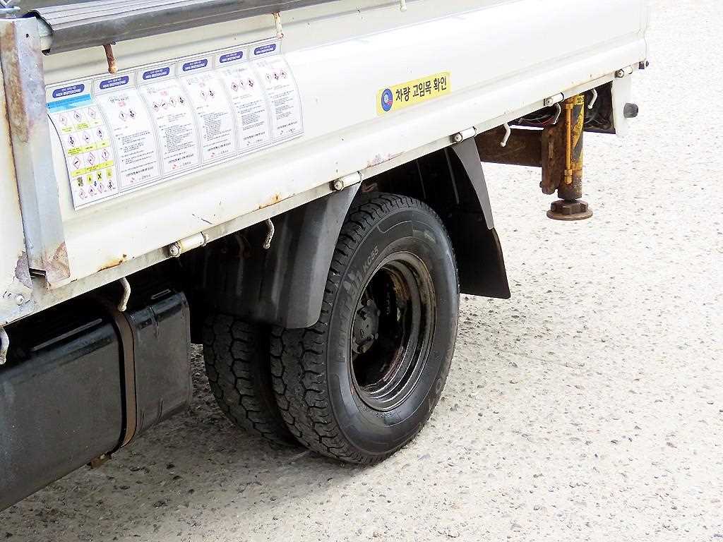 Small Truck Complaint (rip-off) 2015 Blanco - Importación desde Corea - HF Imports Iquique - Foto 18