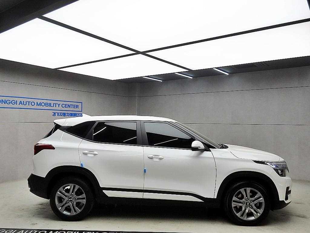 KIA Seltos - Vista 2