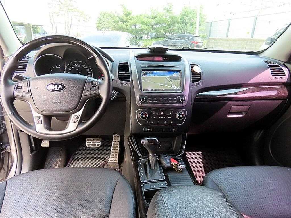 KIA Sorento - Vista 7