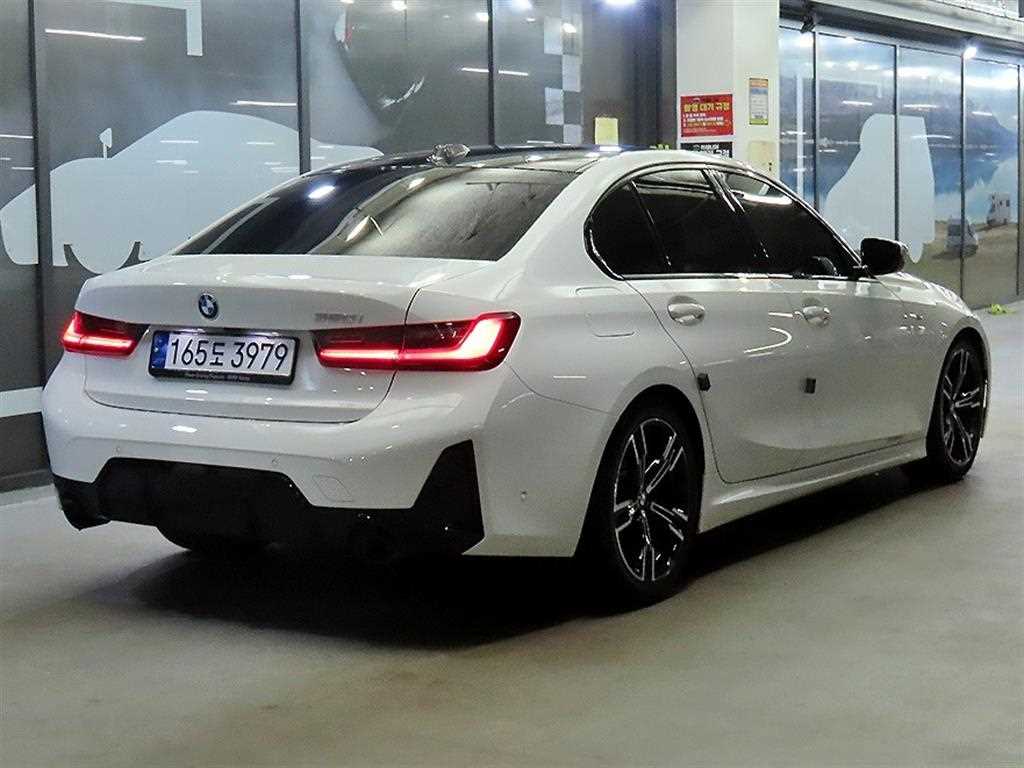 BMW 3 series - Vista 4