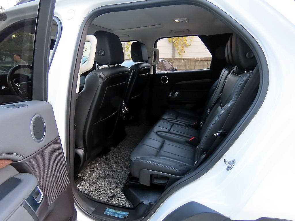 Land Rover Discovery - Vista 6