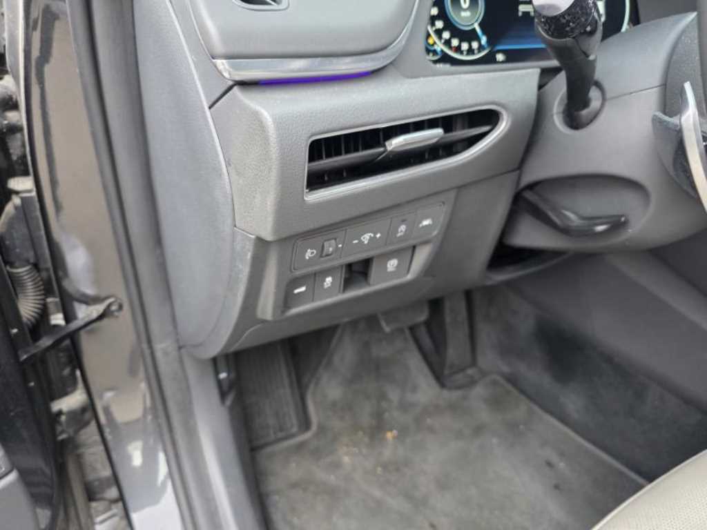 HYUNDAI Sonata - Vista 4