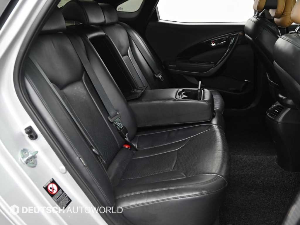 HYUNDAI Grandeur - Vista 12