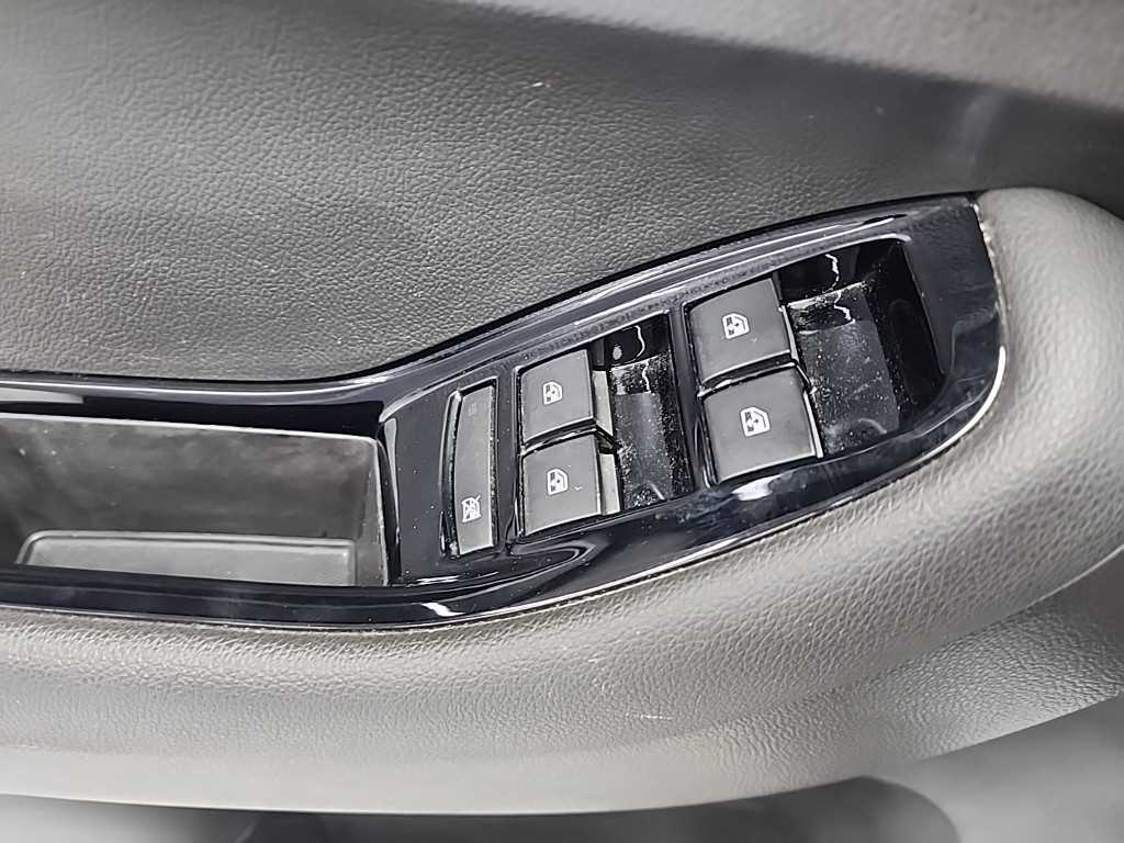 Chevrolet Orlando 2018 Blanco - Importación desde Corea - HF Imports Iquique - Foto 17