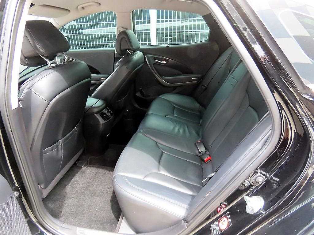 HYUNDAI Grandeur - Vista 6