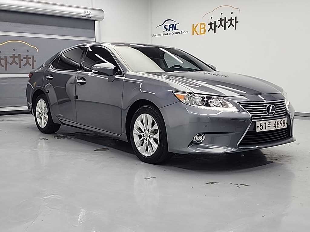 Lexus ES - Vista 4